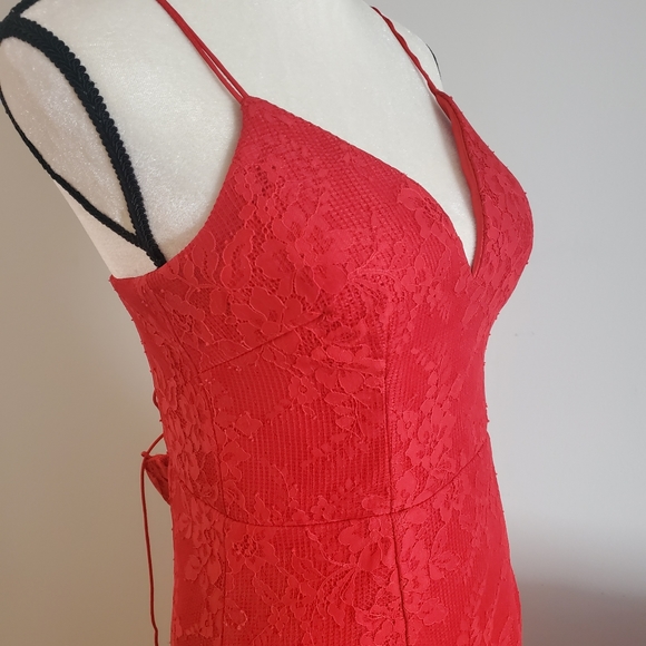 Bariano Australia open back lace prom red dress - Picture 7 of 10